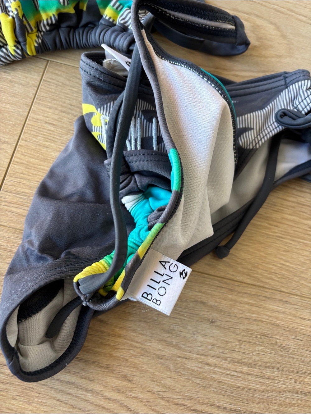 Billabong Triangle Bikini Set - Picture 2 of 2